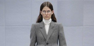 Balenciaga Fall 2016 Ready-to-Wear Eliza Douglas - Balenciaga Fall 2016 Ready-to-Wear