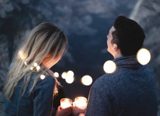 Romantizmi Canlı Tutmanın Yolları Romantizmi Canlı Tutmanın Yolları